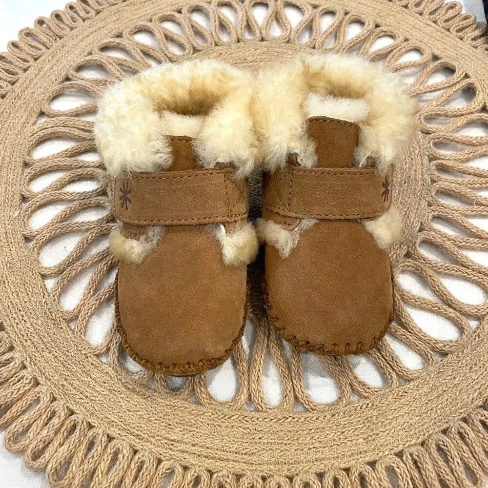 L.L. Bean Toddlers' Wicked Good Slippers Brown Suede Size 3-4